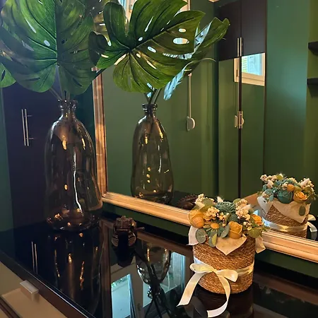 Apartment Blessings With Private Garden And Parking